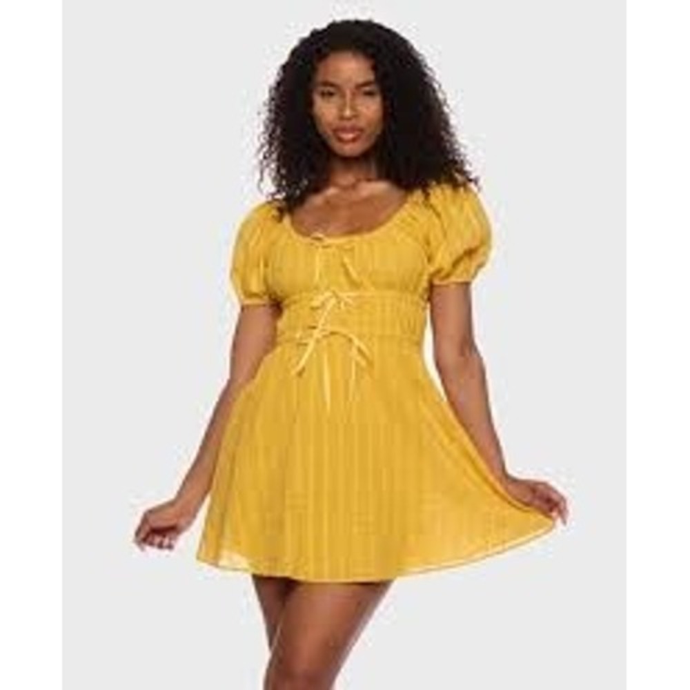 B. Darlin Women Dress 3/4 Yellow Smocked Puff Sleeve Cottagecore 9PWBD77 NWT